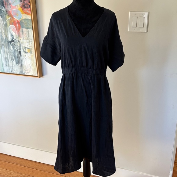 Everlane Black V-Neck Midi Dress W Pockets - Picture 3 of 6